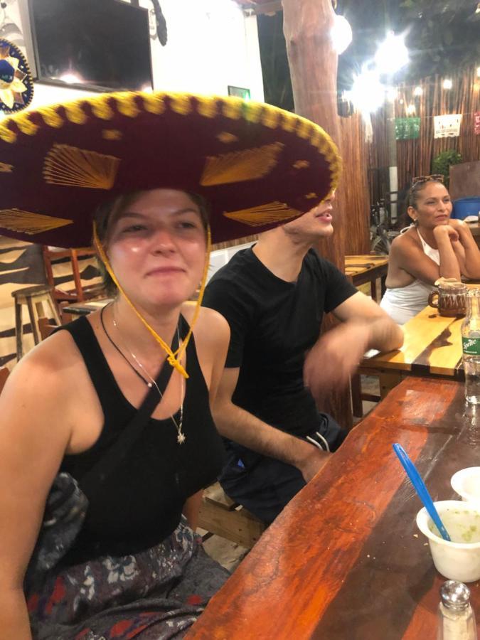 Hostal Holbox Buitenkant foto